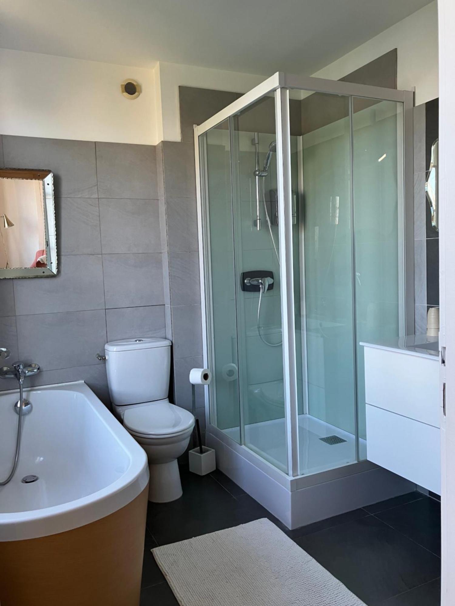 Chambres Avec Vue แซ็งต์-วาเลรี-ซัวร์-ซอมม์ ภายนอก รูปภาพ